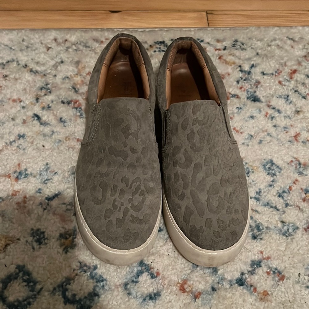 Frye cheetah slide